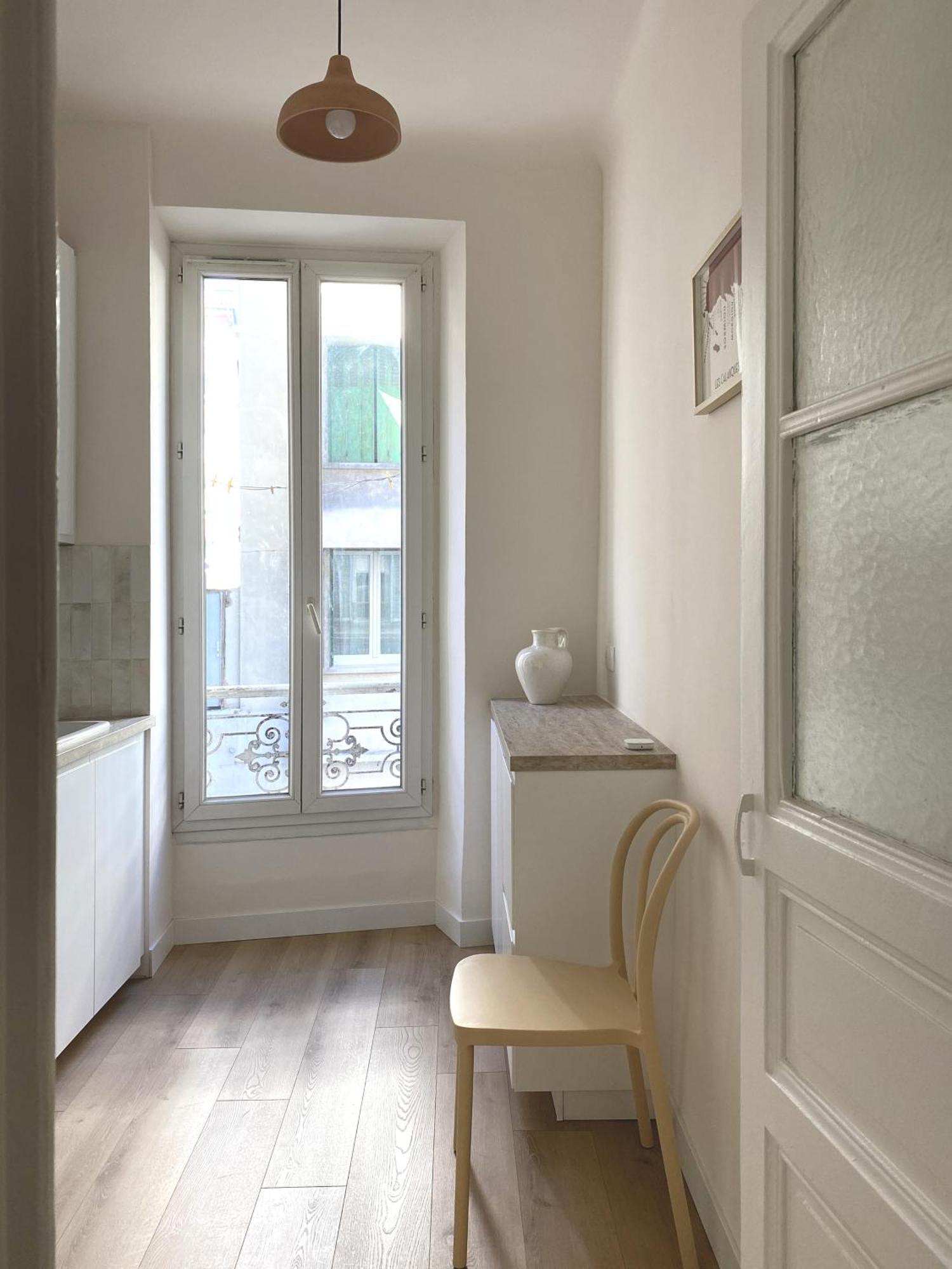 Cozy Flat Fully Renovated By Interior Designer Apartment Марсилия Екстериор снимка